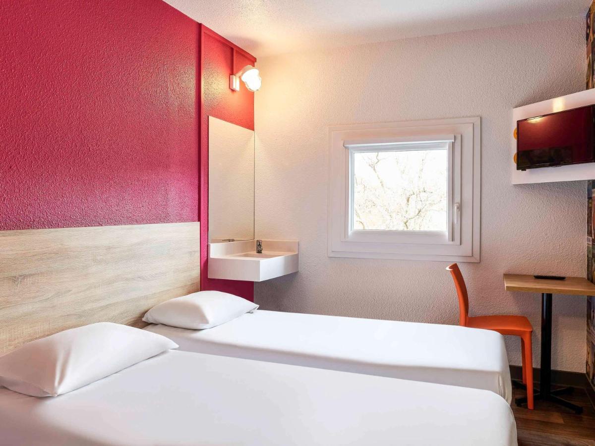 Hotelf1 Evry A6 Hotel